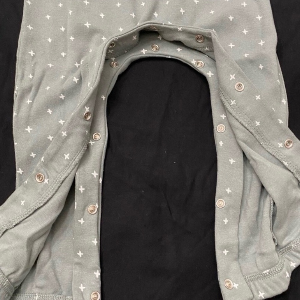 Quincy Mae Organic Cotton Romper, Sea (a Sage Green) Color, Snap Legs & Bottom - Picture 7 of 12